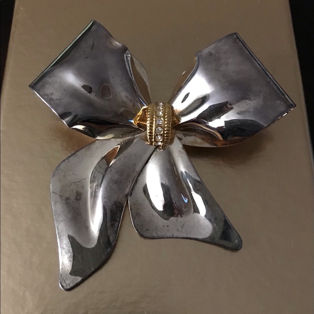 Vintage Silver Bow Gem Tie Brooch Pin